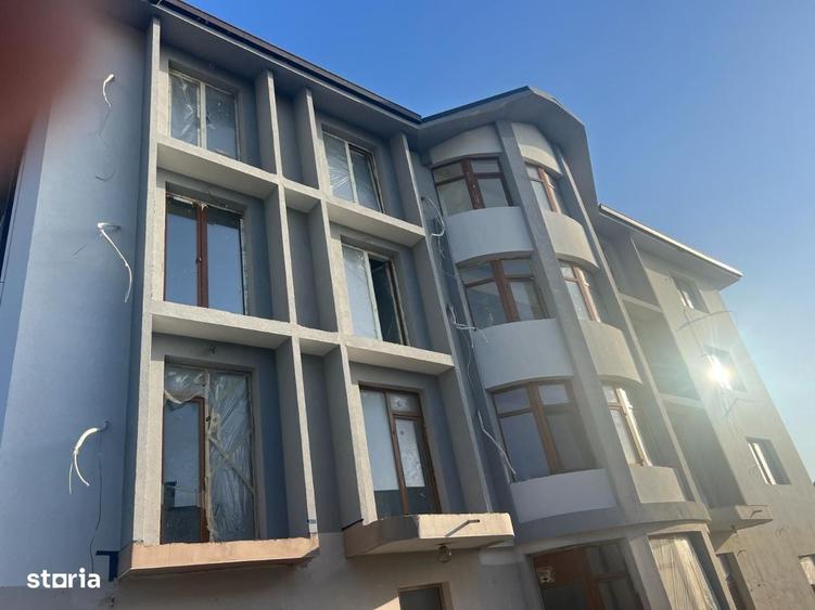 Spațiu comercial, de 1,700 mp, în Central