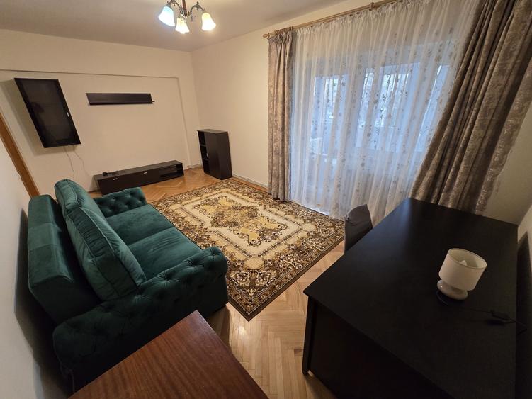 Apartament cu 2 camere decomandat în Dacia