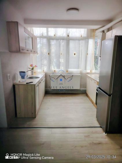 Apartament cu 3 camere în Astra