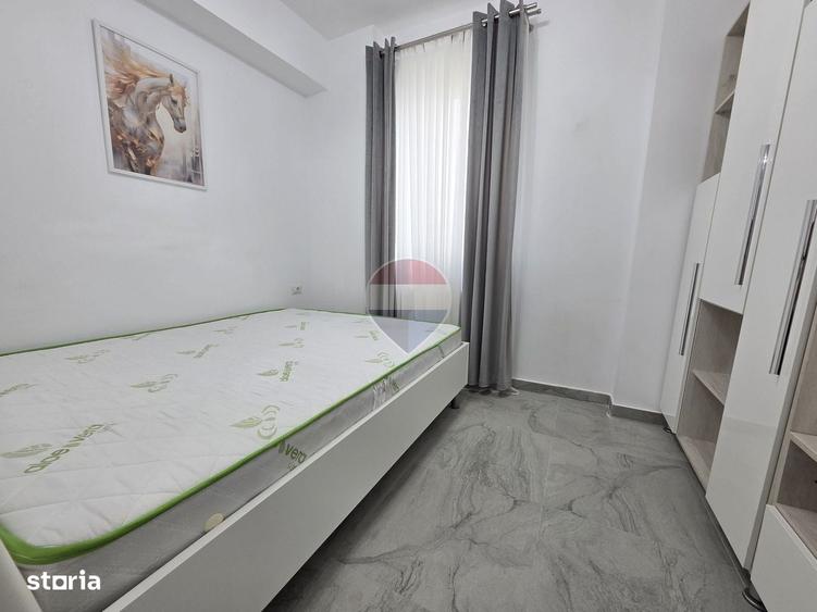 Apartament cu 3 camere în Sud