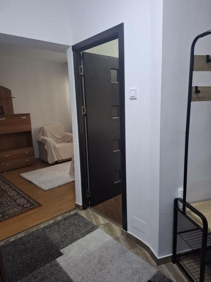 Garsonieră decomandată în Zimbru