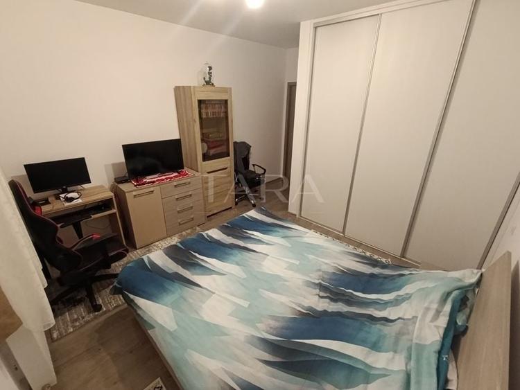 Apartament cu 3 camere semidecomandat, mobilat în Florești — fotografia 2