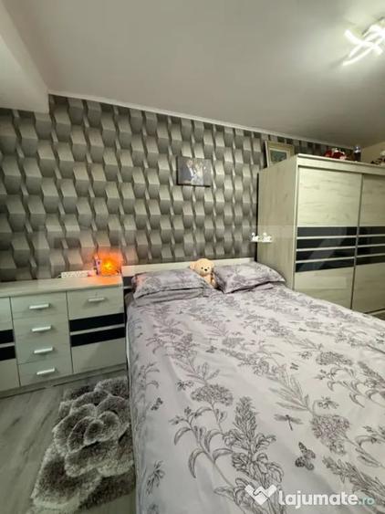 Apartament cu 2 camere decomandat în Micro 13