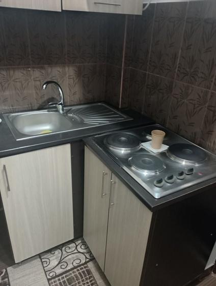 Garsonieră decomandată în Zahana