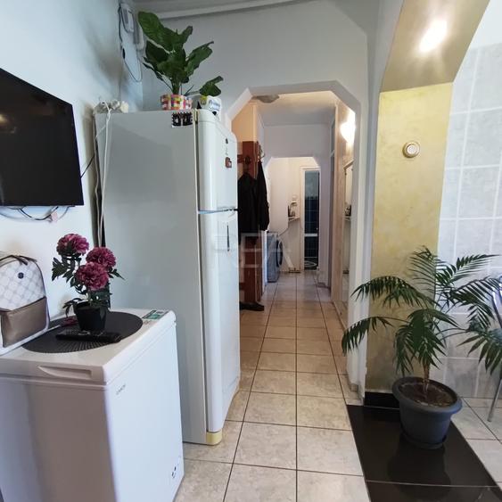 Apartament cu 3 camere decomandat, mobilat în Drumul Taberei