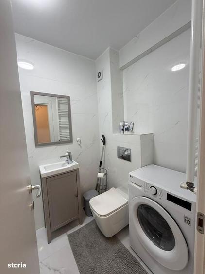 Apartament cu 3 camere, mobilat în Băneasa