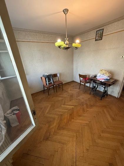 Apartament cu 2 camere semidecomandat în Obor