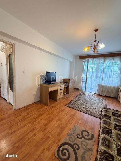 Apartament cu 3 camere în Unirii
