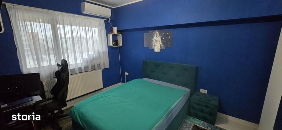 Apartament cu 4 camere în Sud