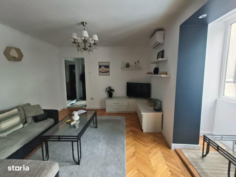 Apartament cu 2 camere în Romană