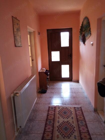 Casă cu 3 camere în Popești