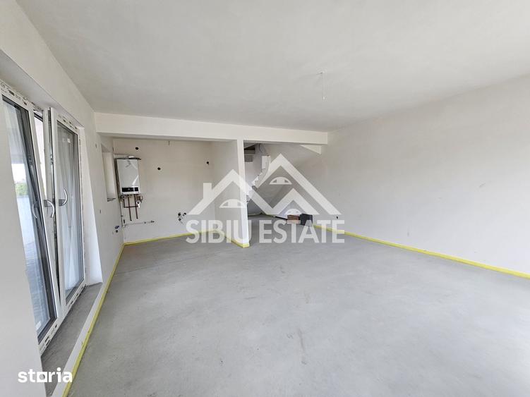 Casă cu 4 camere cu Teren 600 Mp în Țiglari