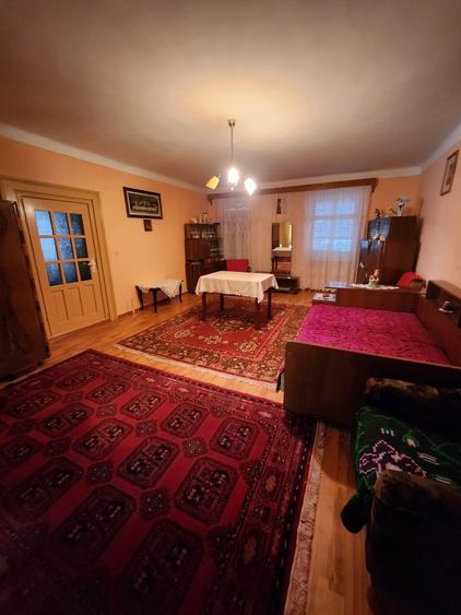 Casă cu 4 camere în Ungra