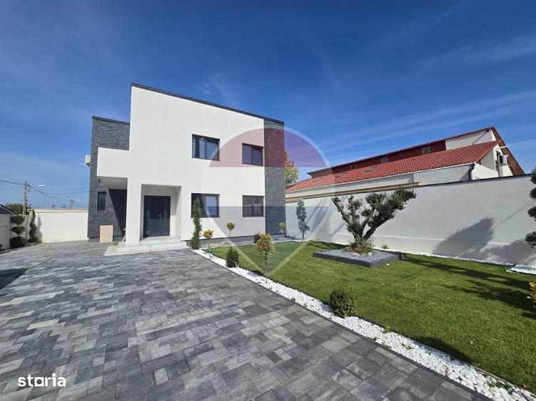 Casă cu 4 camere în Făcăi