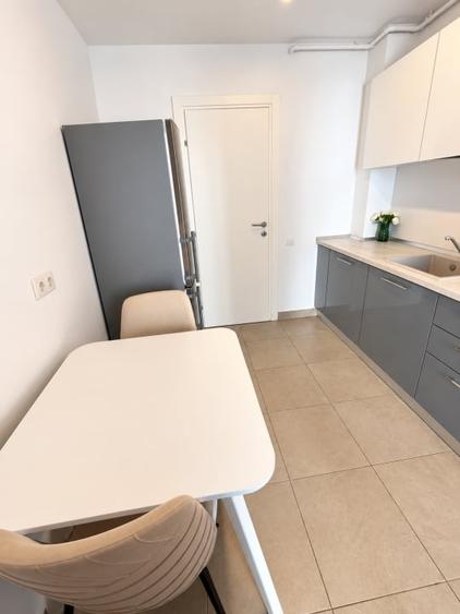 Apartament cu 2 camere decomandat, mobilat în Pipera