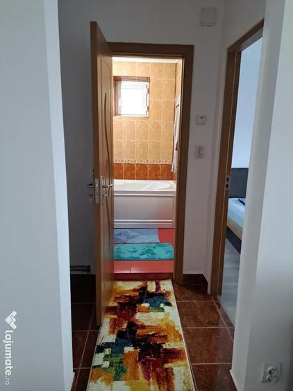 Apartament cu 3 camere decomandat în Fântânele