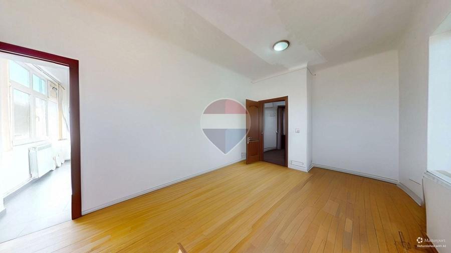 Apartament cu 2 camere decomandat în 13 Decembrie