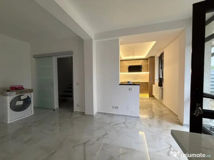 Casă cu 3 camere în Central