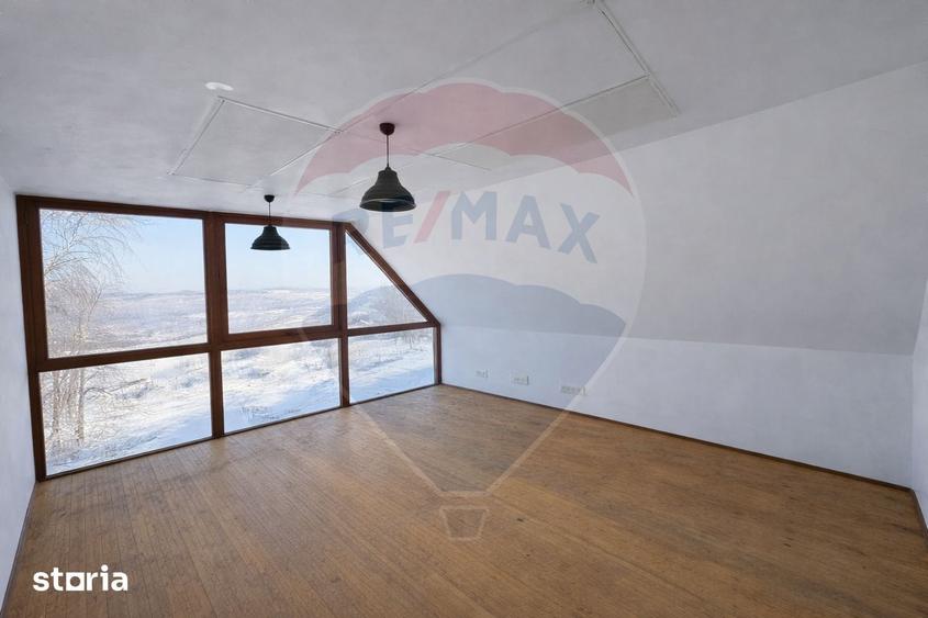 Spațiu comercial, de 120 mp, în Feleacu