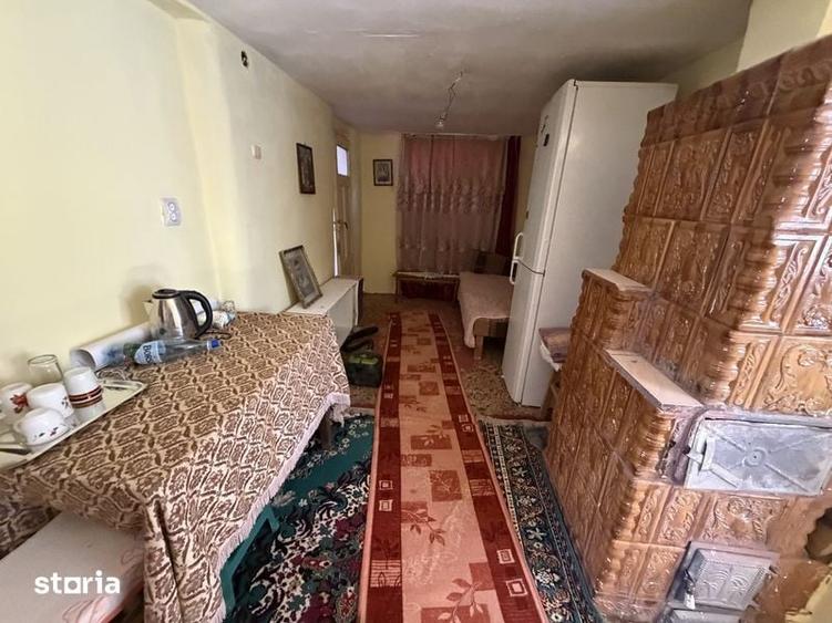 Casă cu 4 camere cu Teren 150 Mp în Oinacu