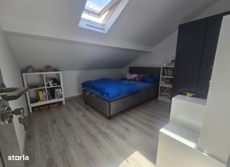 Apartament cu 4 camere în Popas Păcurari