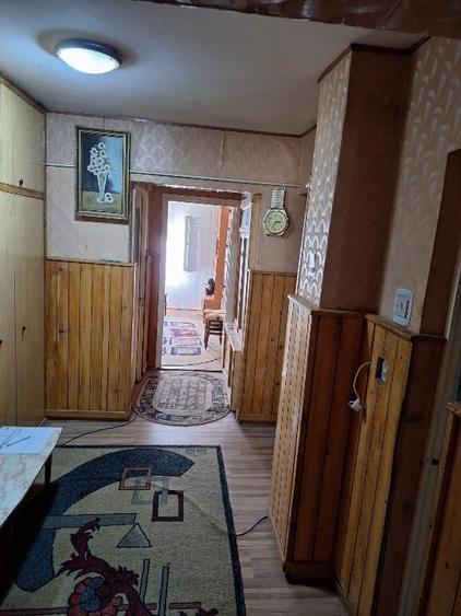 Apartament cu 4 camere decomandat, mobilat în Central