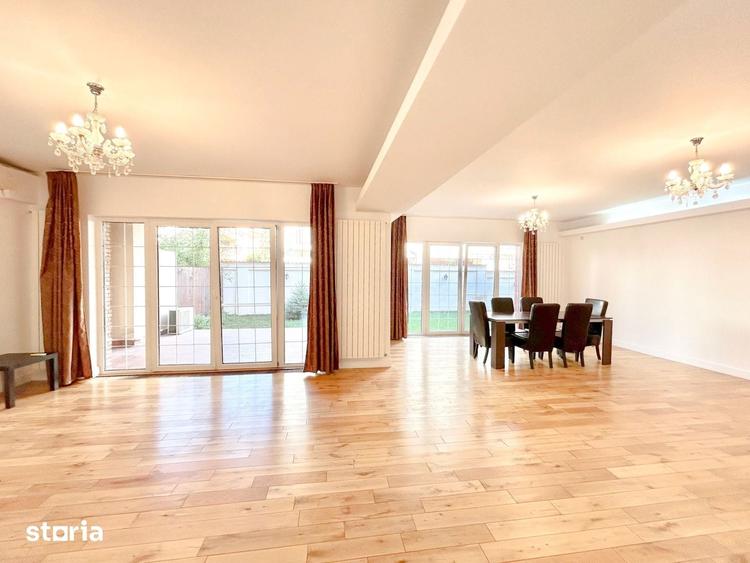 Casă cu 6 camere cu Teren 350 Mp în Central