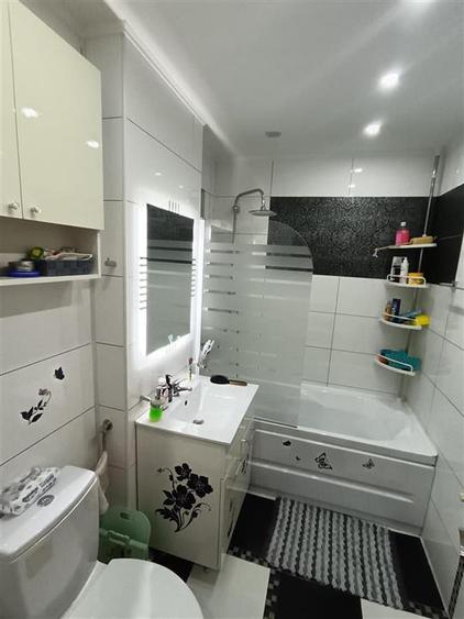 Apartament cu 2 camere decomandat în Apollo