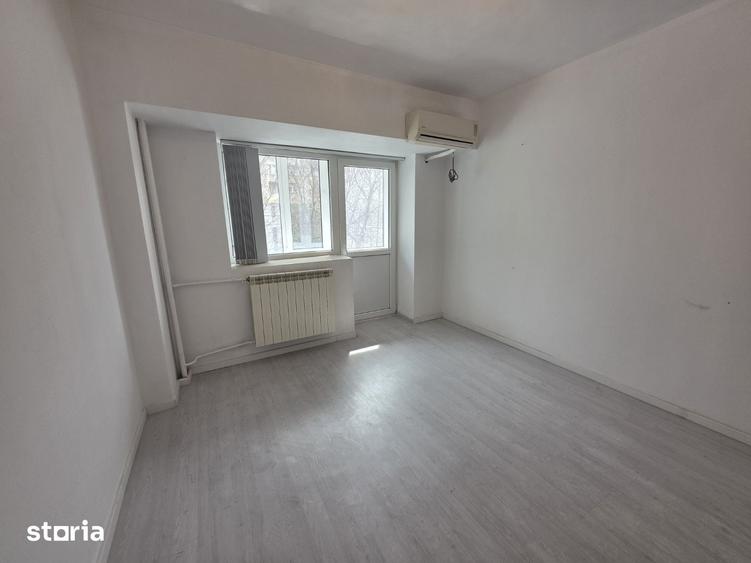 Apartament cu 2 camere decomandat în Decebal