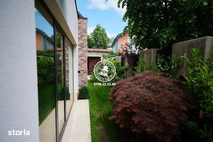 Casă cu 4 camere cu Teren 370 Mp în Tătărași