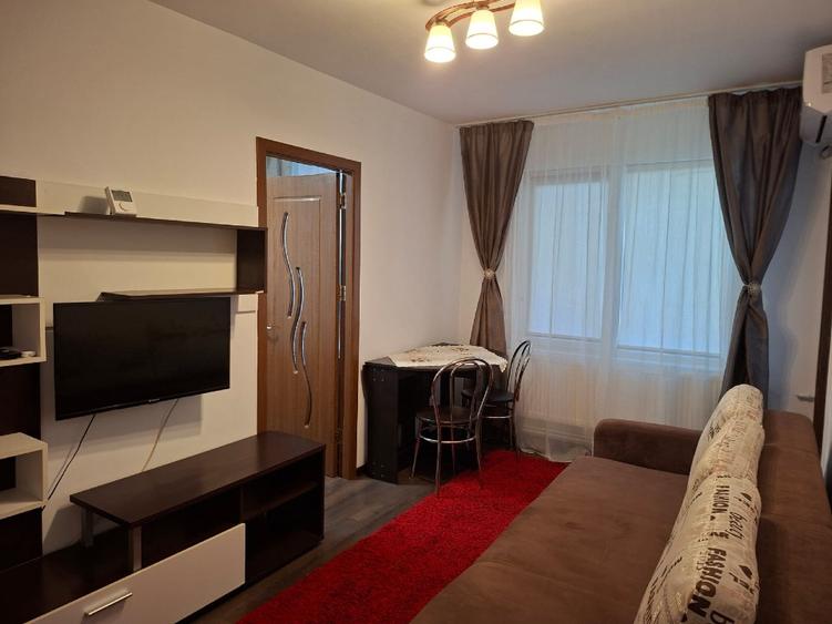 Apartament cu 2 camere semidecomandat în Tomis Nord