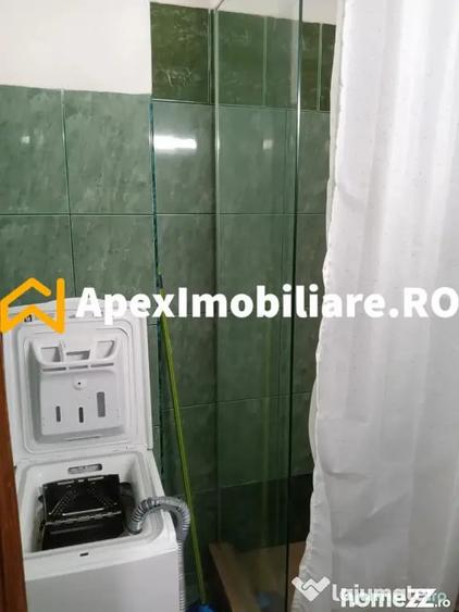 Garsonieră decomandată, mobilată în Romană