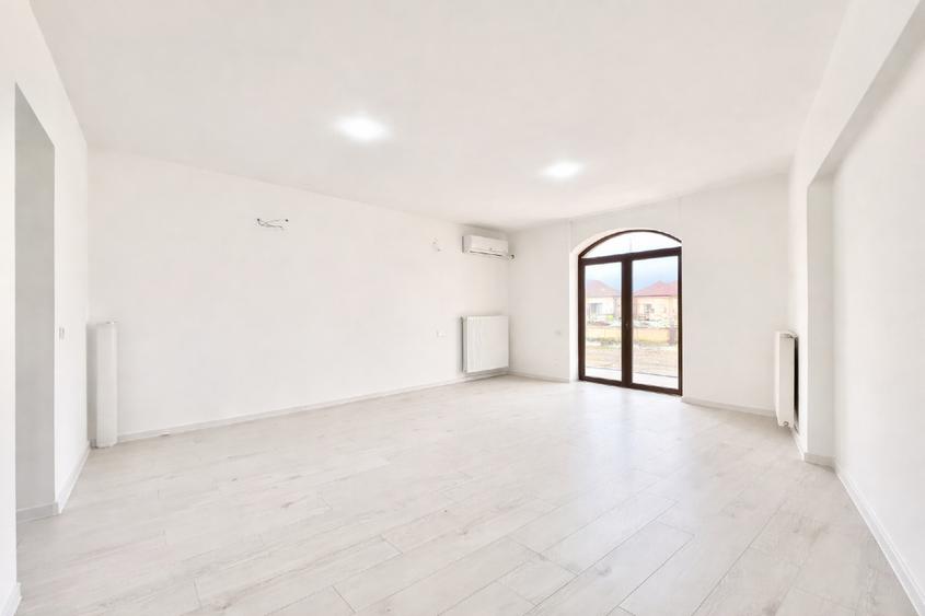 Casă individuală cu 5 camere cu Teren 719 Mp în Prelungirea Ghencea