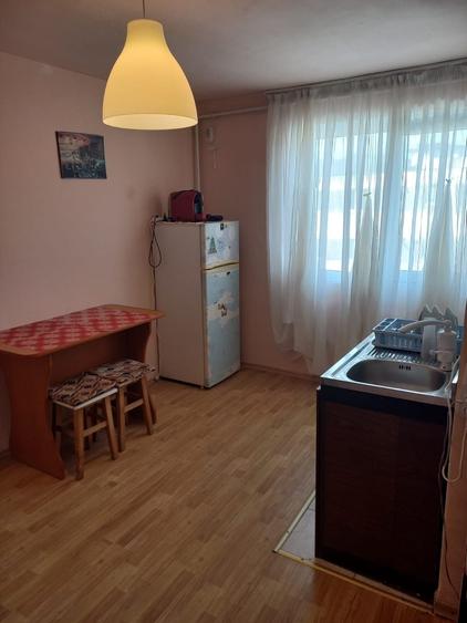 Apartament cu 2 camere în Coman