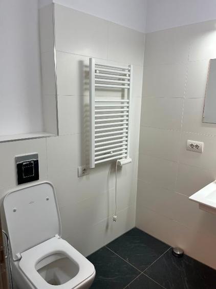 Apartament cu 3 camere decomandat în Take Ionescu