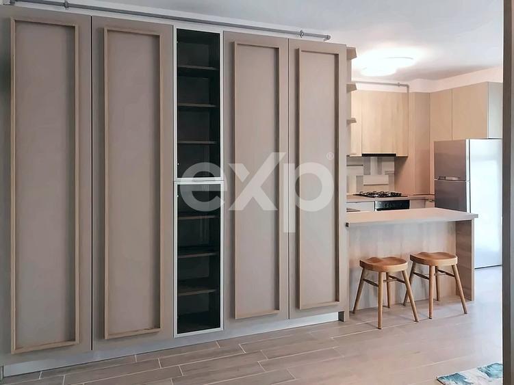 Apartament cu 2 camere decomandat, mobilat în Torontalului
