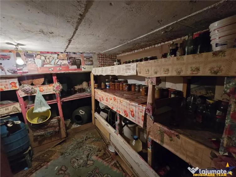 Apartament cu 3 camere decomandat în Triaj