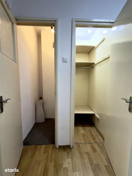 Apartament cu 3 camere semidecomandat în Eminescu