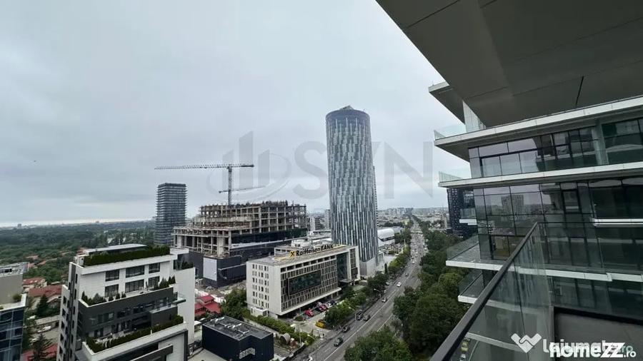 Apartament cu 4 camere semidecomandat în Floreasca