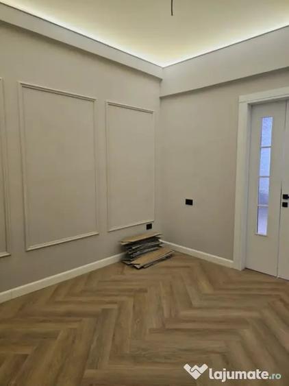 Apartament cu 3 camere semidecomandat în Ultracentral
