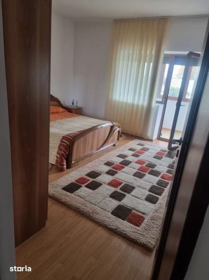 Casă cu 4 camere cu Teren 500 Mp în Central