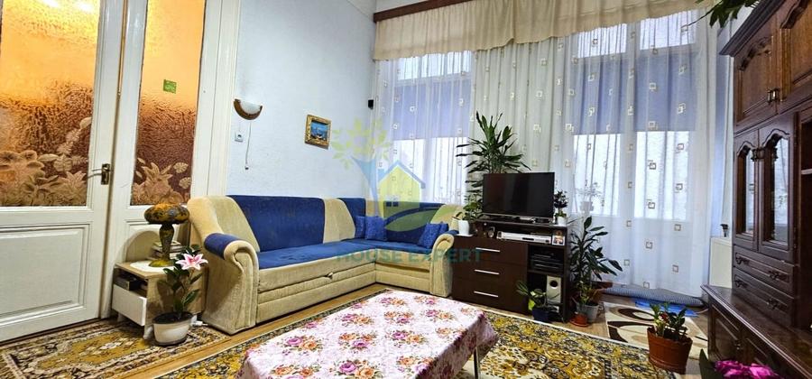 Apartament cu 2 camere semidecomandat, mobilat în Centrul Istoric