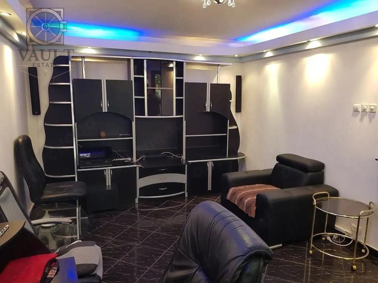 Apartament cu 3 camere decomandat, mobilat în Drumul Taberei