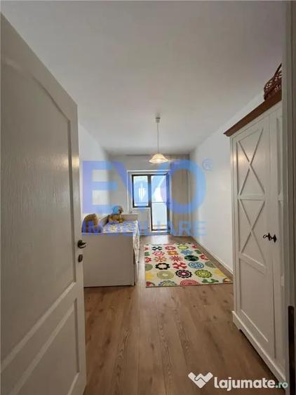 Apartament cu 4 camere decomandat în Păcurari