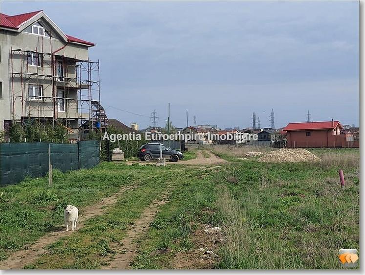 Teren Construcții intravilan de 4500 mp, în Periferie