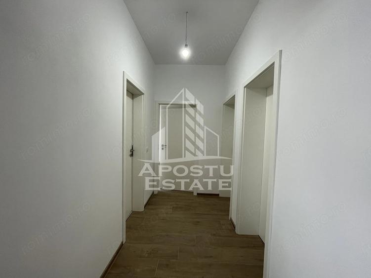Spațiu comercial, de 72 mp, în Giroc