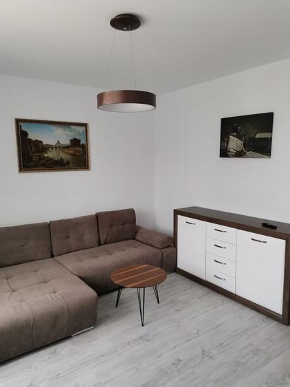 Apartament cu 2 camere decomandat, mobilat în Nord