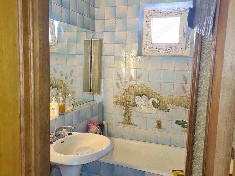 Apartament cu 4 camere decomandat în Pipera