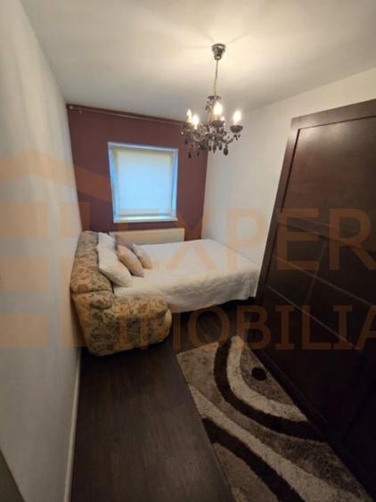 Apartament cu 3 camere semidecomandat, mobilat în Dacia