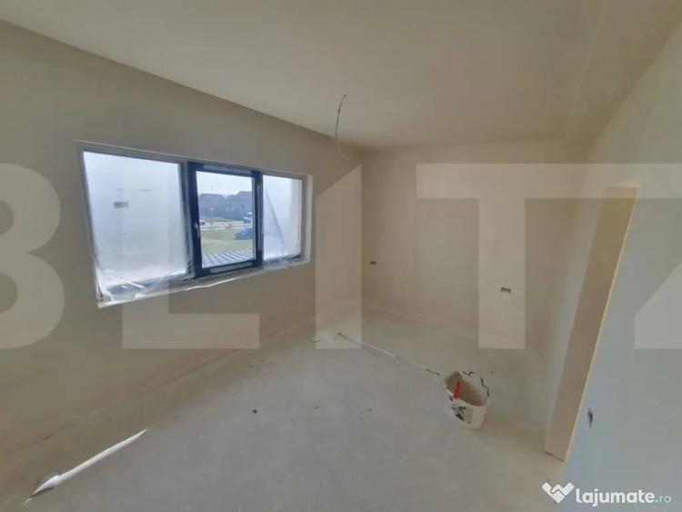 Casă cu 5 camere cu Teren 604 Mp în Giarmata